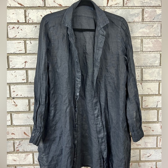 CP Shades | Jane Linen Oversized Button Down - Picture 7 of 8